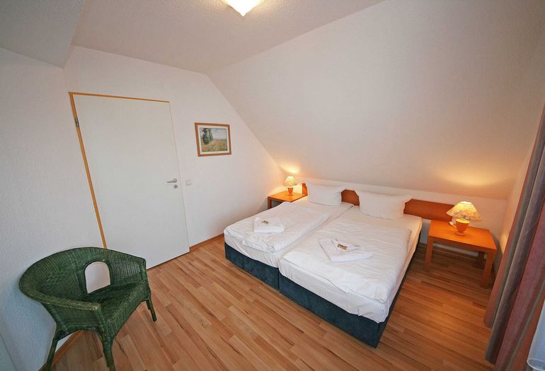 1. Schlafzimmer mit Doppelbett