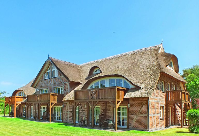 Haus an der Düne Whg. 02 mit Terrasse MZV Rügen