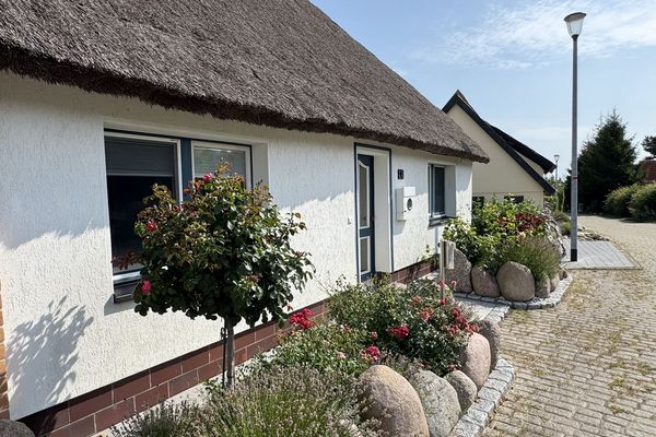 Haus an der Wiek mit Terrasse Haus an der Wiek mit Terrasse