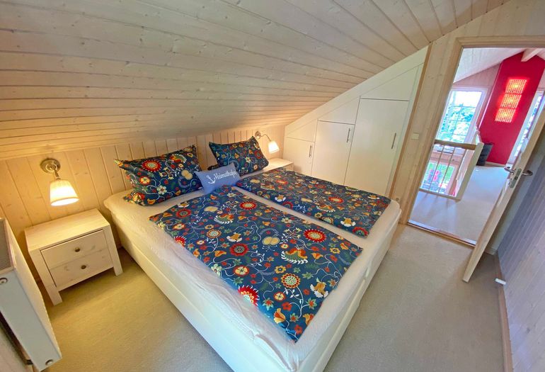 1. Schlafzimmer mit Doppelbett