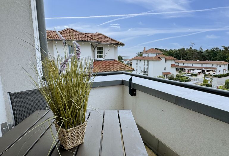 Balkon mit Blick auf die Ostsee